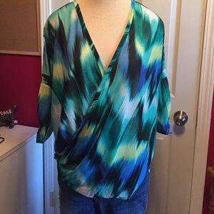 Jennifer Lopez wrap top sz L NWT